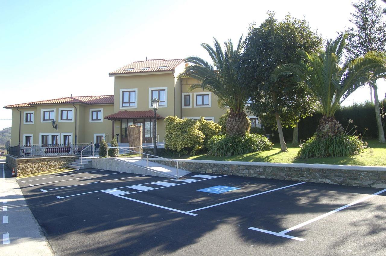 Hotel Lupa San Juan de Pinera Exterior photo